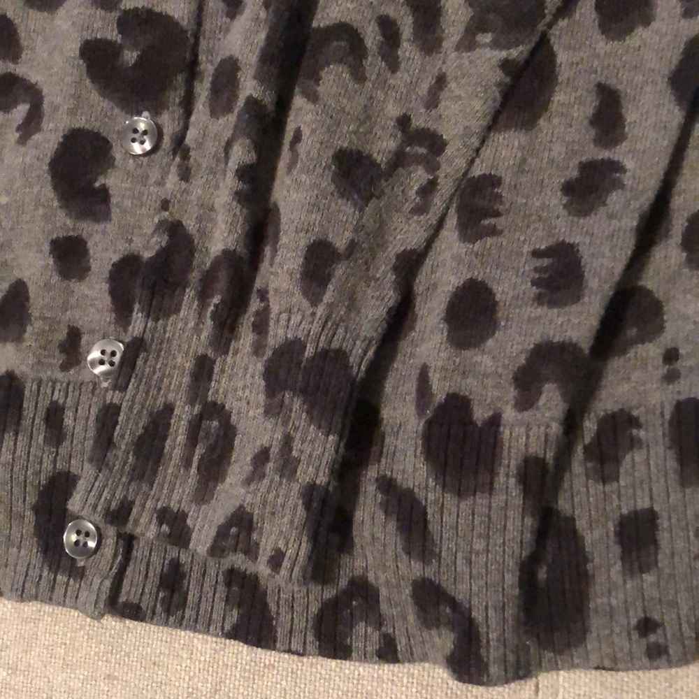 Gap Cardigan - Picture 2 of 6